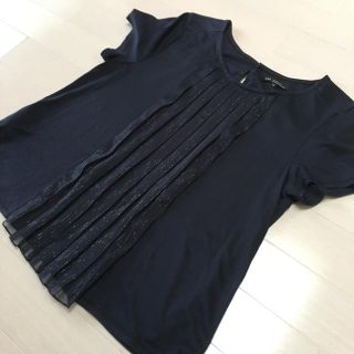 ニジュウサンク(23区)の最終値下げ！美品 23区 Tシャツ ラメ入り 紺色(Tシャツ(半袖/袖なし))