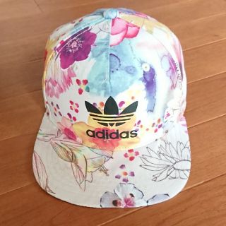 アディダス(adidas)のadidas originals 花柄キャップ(キャップ)