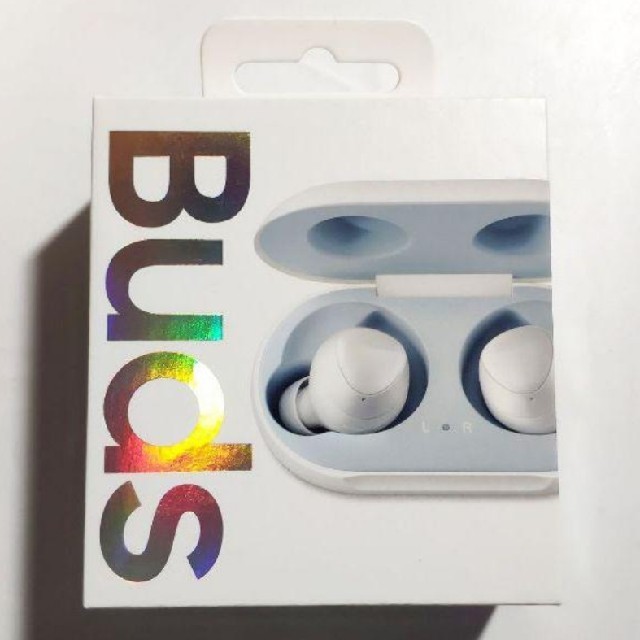 SAMSUNG(サムスン)のgalaxy Buds 新品未開封　 スマホ/家電/カメラのオーディオ機器(ヘッドフォン/イヤフォン)の商品写真