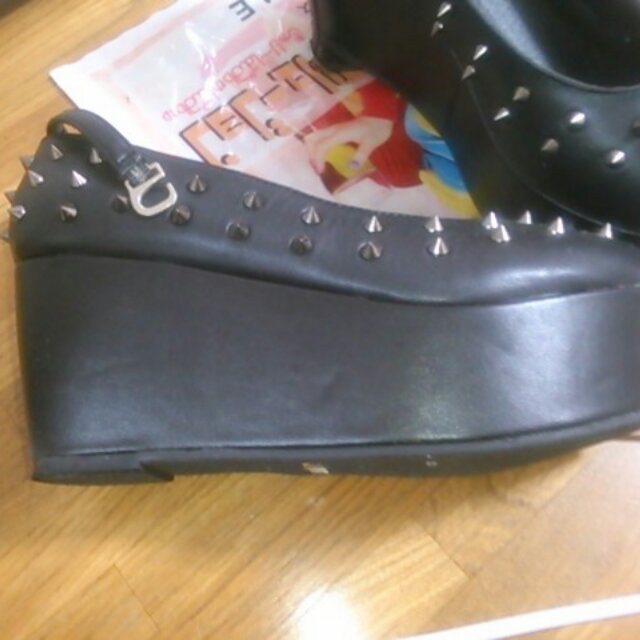 GRL(グレイル)のスタッズ付厚底パンプス ブラック レディースの靴/シューズ(ハイヒール/パンプス)の商品写真