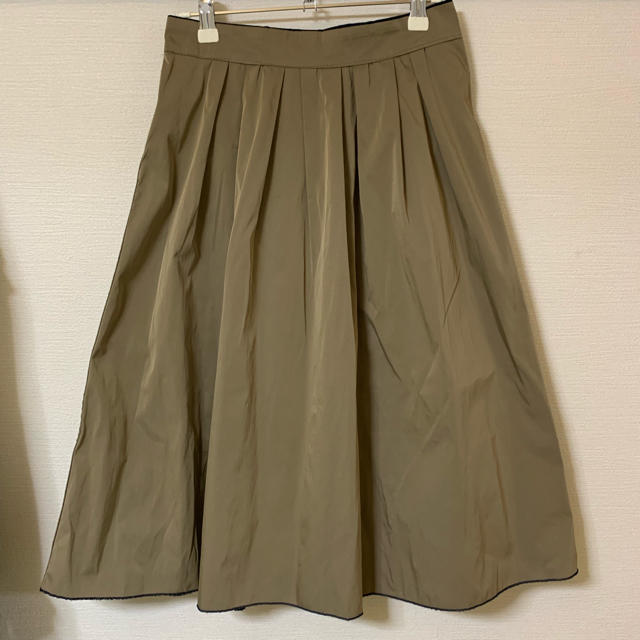 ZARA(ザラ)のZARA☆タフタリバーシブルスカート レディースのスカート(ひざ丈スカート)の商品写真