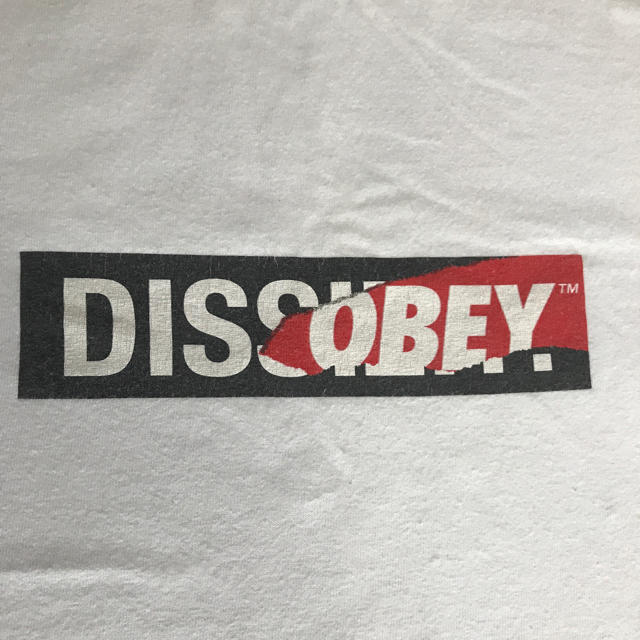 OBEY(オベイ)のOBEY ×SLICK コラボTシャツ メンズM メンズのトップス(Tシャツ/カットソー(半袖/袖なし))の商品写真