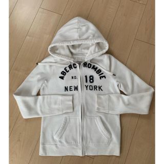 アバクロンビーアンドフィッチ(Abercrombie&Fitch)のお買得 限定❣️アバクロ❣️パーカー(パーカー)