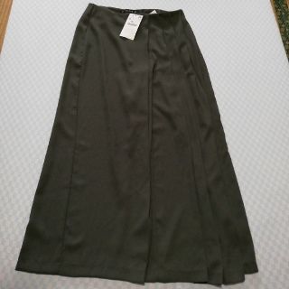 ザラ(ZARA)の新品　ZARA BASIC スカンツ　ワイドパンツ　Sサイズ(カジュアルパンツ)