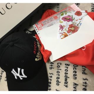 グッチ(Gucci)のGUCCI NY ヤンキースキャップ 正規店購入 本物値下げ中！！！(キャップ)