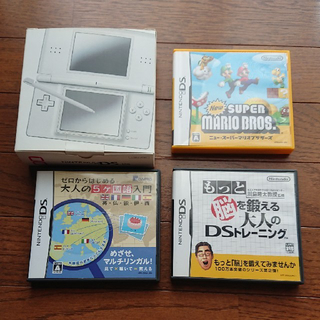 ニンテンドーDS(ニンテンドーDS)のニンテンドーDS Lite 本体 、ソフト3本セット(携帯用ゲーム機本体)