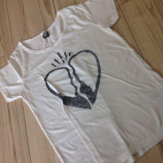 アベイル(Avail)のAvail ハートデザインTシャツ L(Tシャツ(半袖/袖なし))