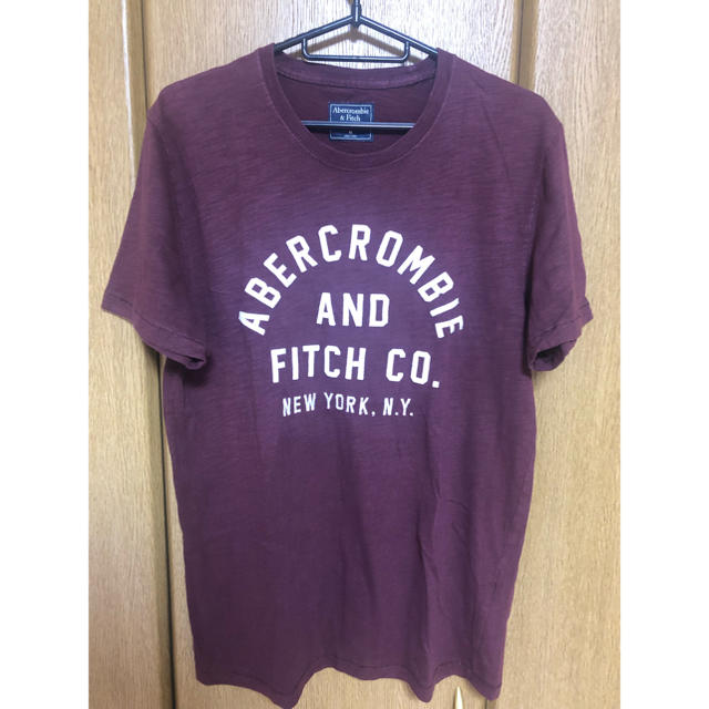 Abercrombie&Fitch(アバクロンビーアンドフィッチ)のアバクロTシャツ メンズのトップス(Tシャツ/カットソー(半袖/袖なし))の商品写真