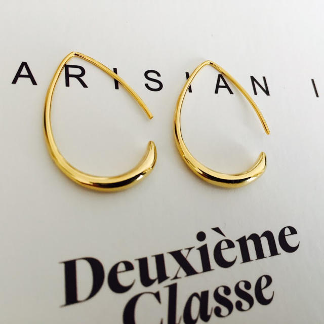 DEUXIEME CLASSE(ドゥーズィエムクラス)の★新品 限定価格！ ドゥーズィエムクラス 18kgf ゴールド 曲線美ピアス レディースのアクセサリー(ピアス)の商品写真