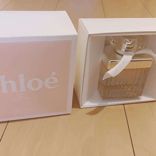 Chloe(クロエ)のクロエ オードトワレ 専用 コスメ/美容の香水(香水(女性用))の商品写真