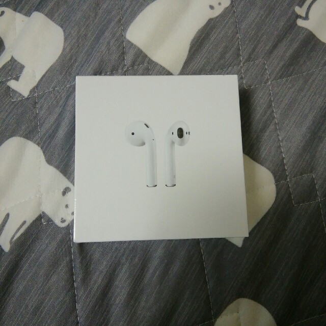 airPods2　正規品　ワイヤレス充電対応