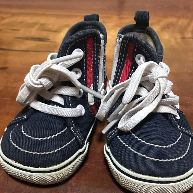 VANS(ヴァンズ)のvans 12.5センチ キッズ/ベビー/マタニティのベビー靴/シューズ(~14cm)(スニーカー)の商品写真