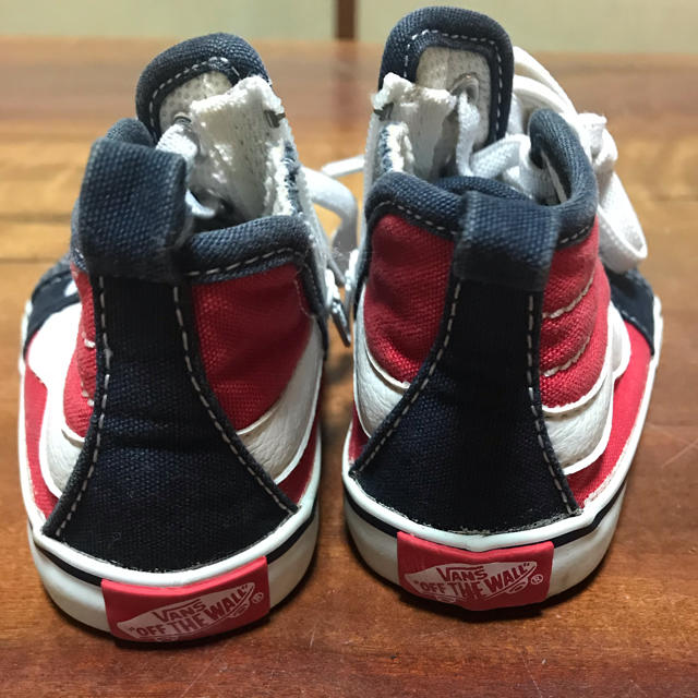 VANS(ヴァンズ)のvans 12.5センチ キッズ/ベビー/マタニティのベビー靴/シューズ(~14cm)(スニーカー)の商品写真