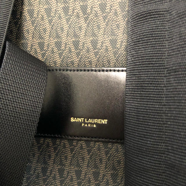 Saint Laurent(サンローラン)のサンローランパリ 新品 モノグラム バックパック リュック メンズのバッグ(バッグパック/リュック)の商品写真
