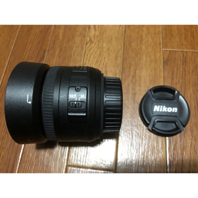 Nikon AF-S DX 35mm 1.8 単焦点レンズ　ニコン