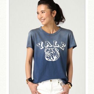 ドゥーズィエムクラス(DEUXIEME CLASSE)のドゥーズィエムクラス YALE Tシャツ 美品(Tシャツ(半袖/袖なし))