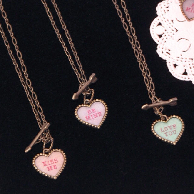 Katie(ケイティー)の♡BE MINE ネックレス♡ レディースのアクセサリー(ネックレス)の商品写真