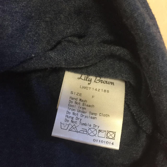 Lily Brown(リリーブラウン)のlilybrown TOPS レディースのトップス(Tシャツ(半袖/袖なし))の商品写真