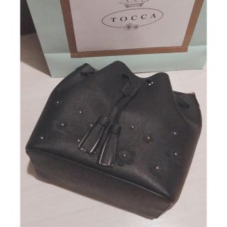 トッカ(TOCCA)のTOCCA ショルダーバッグ レザー 黒 新品(ショルダーバッグ)