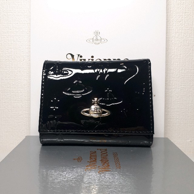 Vivienne Westwood - ☆新品・正規品☆ ヴィヴィアンウエストウッド 折財布 ガマ口 ブラック エナメルの通販 by