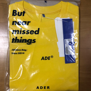 メゾンキツネ(MAISON KITSUNE')のAder error アーダーエラー Tシャツ 黄色(Tシャツ/カットソー(半袖/袖なし))