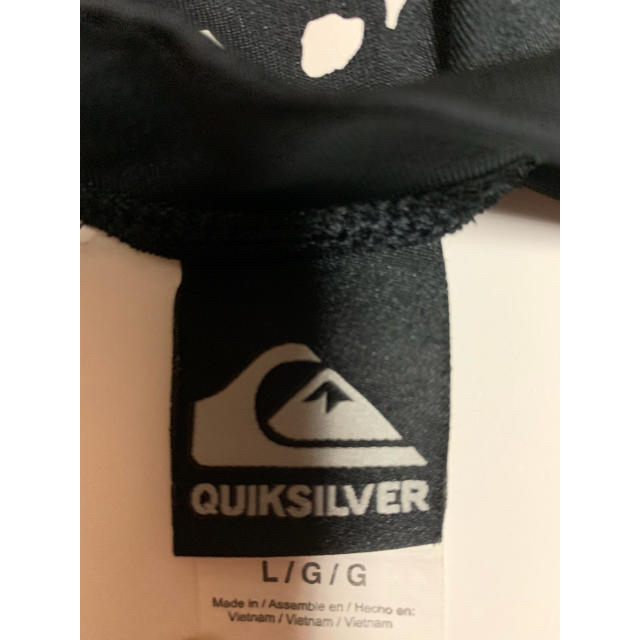 QUIKSILVER(クイックシルバー)のQUICK SILVER US 子供Lサイズ ラッシュガード 150cm キッズ/ベビー/マタニティのキッズ服男の子用(90cm~)(水着)の商品写真