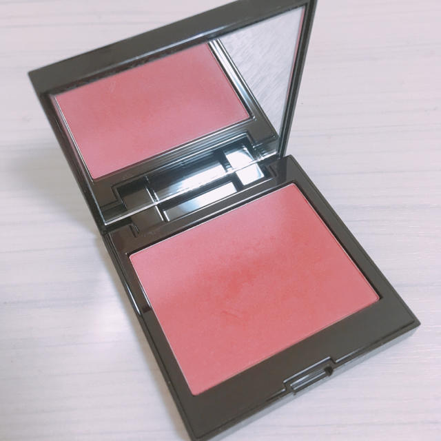 laura mercier(ローラメルシエ)のローラメルシエ   チーク03 ポメグラニット コスメ/美容のベースメイク/化粧品(チーク)の商品写真