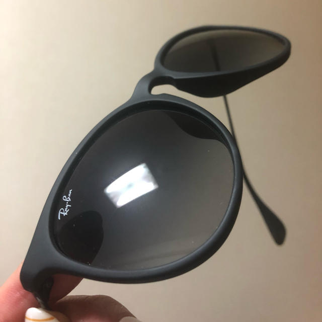 Ray-Ban(レイバン)のレイバン サングラス エリカ Ray-Ban RB4171F 6228G レディースのファッション小物(サングラス/メガネ)の商品写真