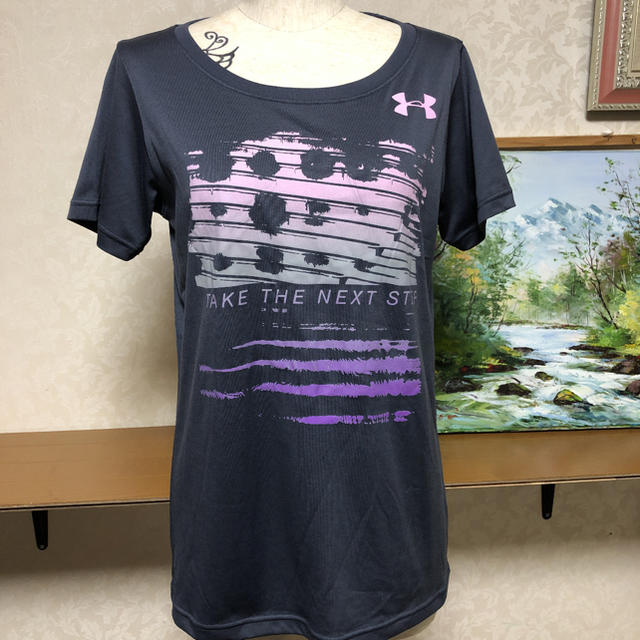 UNDER ARMOUR(アンダーアーマー)のアンダーアーマー Tシャツ サイズL レディースのトップス(Tシャツ(半袖/袖なし))の商品写真