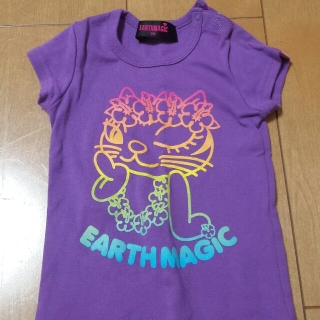 EARTHMAGIC(アースマジック)のEARTH☆Tシャツ 値下げしました キッズ/ベビー/マタニティのベビー服(~85cm)(ロンパース)の商品写真