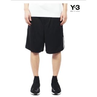 ワイスリー(Y-3)の【専用】新品 Y-3 3-STRIPES TRACK SHORTS 

(ショートパンツ)