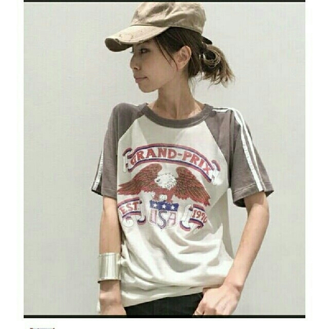 STAMMBAUM Tシャツ