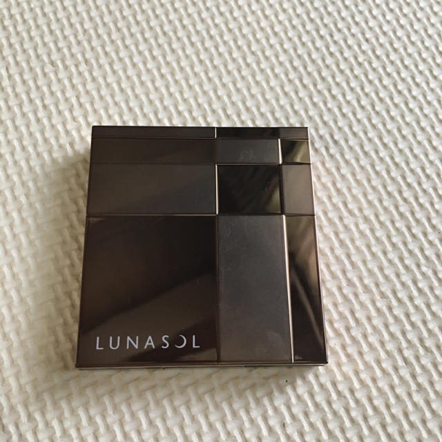 LUNASOL(ルナソル)のLUNASOL ルナソル チーク カラーリングシアーチークス コスメ/美容のベースメイク/化粧品(チーク)の商品写真