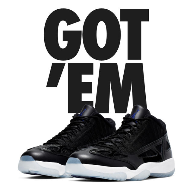 靴/シューズNIKE AIR JORDAN 11 LOW IE SPACE JAM