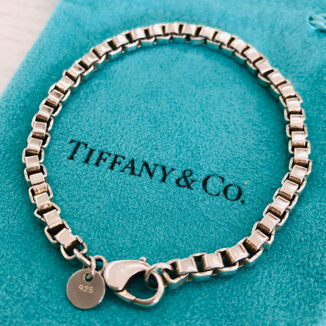 Tiffany & Co.(ティファニー)のtiffany/ﾍﾞﾈﾁｱﾝ ﾌﾞﾚｽﾚｯﾄ レディースのアクセサリー(ブレスレット/バングル)の商品写真