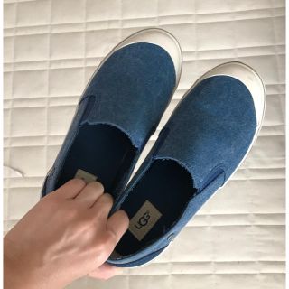 アグ(UGG)のUGG フラットシューズ(スニーカー)