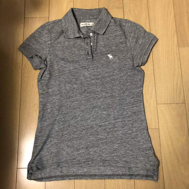 Abercrombie&Fitch(アバクロンビーアンドフィッチ)のアバクロンビー&フィッチ レディースのトップス(Tシャツ(半袖/袖なし))の商品写真