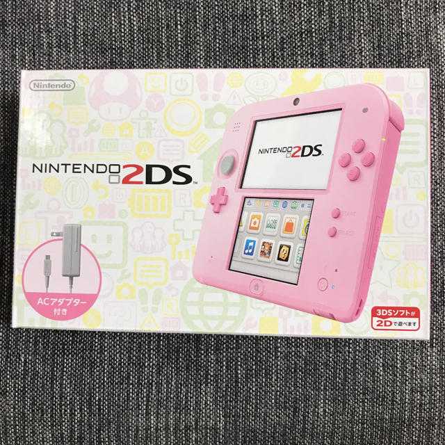 ニンテンドー2DS(ニンテンドー2DS)のニンテンドー2DS ピンク エンタメ/ホビーのゲームソフト/ゲーム機本体(携帯用ゲーム機本体)の商品写真