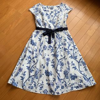 ローラアシュレイ(LAURA ASHLEY)のLAURA ASHLEY ローラアシュレイ 美品(ロングワンピース/マキシワンピース)