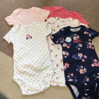 カーターズ(carter's)の新品未使用★おトク！カーターズ  半袖ロンパース5枚 女の子 12month(ロンパース)