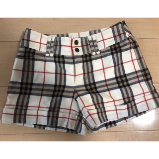 バーバリー(BURBERRY)のショートパンツ(ショートパンツ)