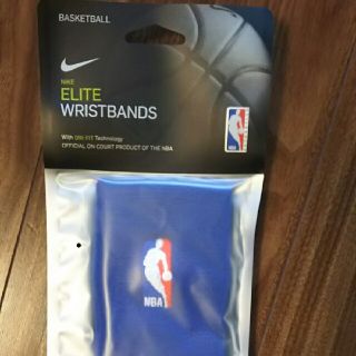 ナイキ(NIKE)のさらに！お値下げしました！新品！NIKE NBA  リストバンド ブルー(その他)