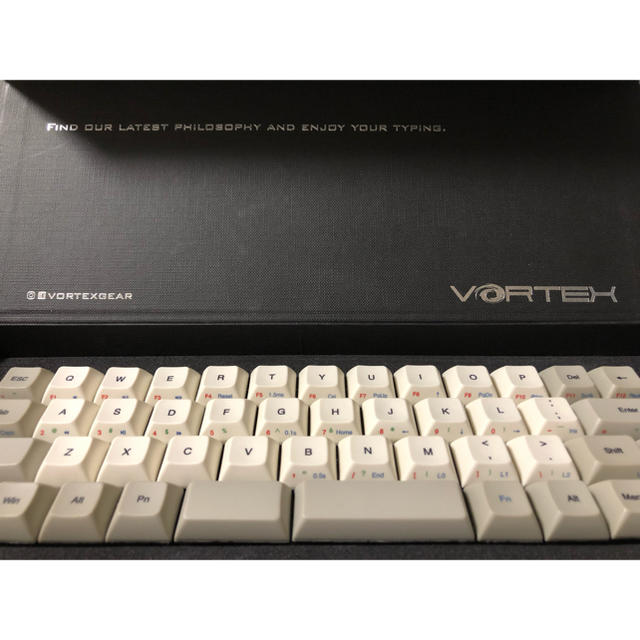 VORTEX CORE メカニカルキーボード 静音赤軸