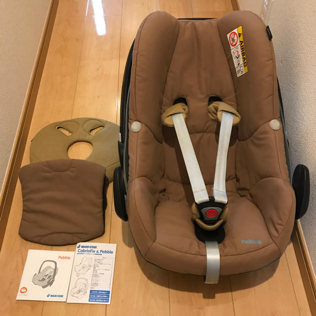 Maxi-Cosi(マキシコシ)のMAXI-COSI Pebble  キッズ/ベビー/マタニティの外出/移動用品(自動車用チャイルドシート本体)の商品写真