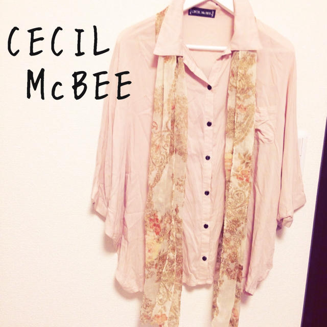 CECIL McBEE(セシルマクビー)のCECIL McBEE//ドルマンシャツ レディースのトップス(シャツ/ブラウス(長袖/七分))の商品写真