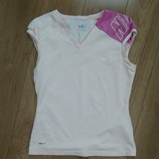 ナイキ(NIKE)のNIKE    Tシャツ    カットソー(Tシャツ(半袖/袖なし))