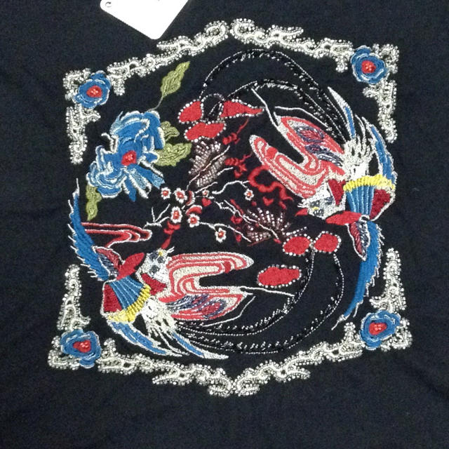 ZARA(ザラ)の新品☆ ザラ Tシャツ  レディースのトップス(Tシャツ(半袖/袖なし))の商品写真