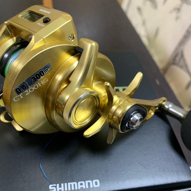 最新デザインの SHIMANO - 【S2000さま。専用】オシアコンクエストct  200HG  新品 リール