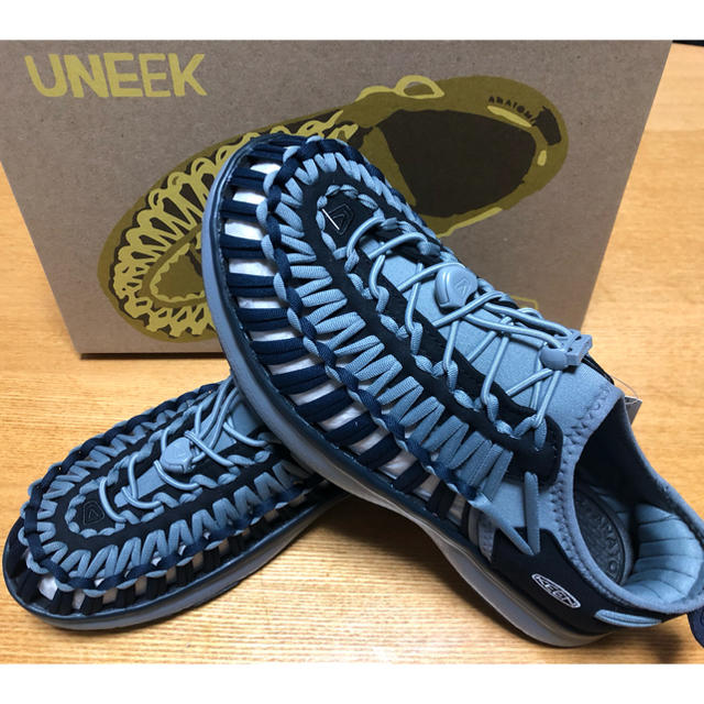 KEEN(キーン)の新品keen キーン UNEEK O2 ユニーク メンズの靴/シューズ(サンダル)の商品写真
