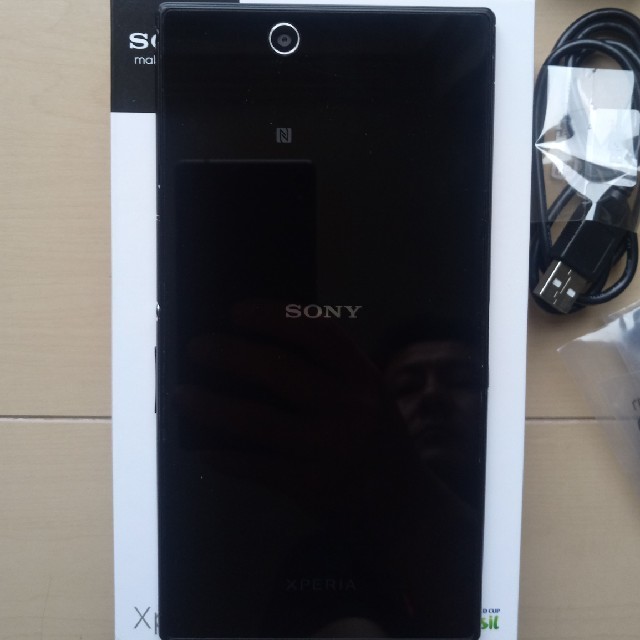 Xperia(エクスペリア)の【おまけ多数】Sony Xperia Z ultra simフリー C6833 スマホ/家電/カメラのスマートフォン/携帯電話(スマートフォン本体)の商品写真